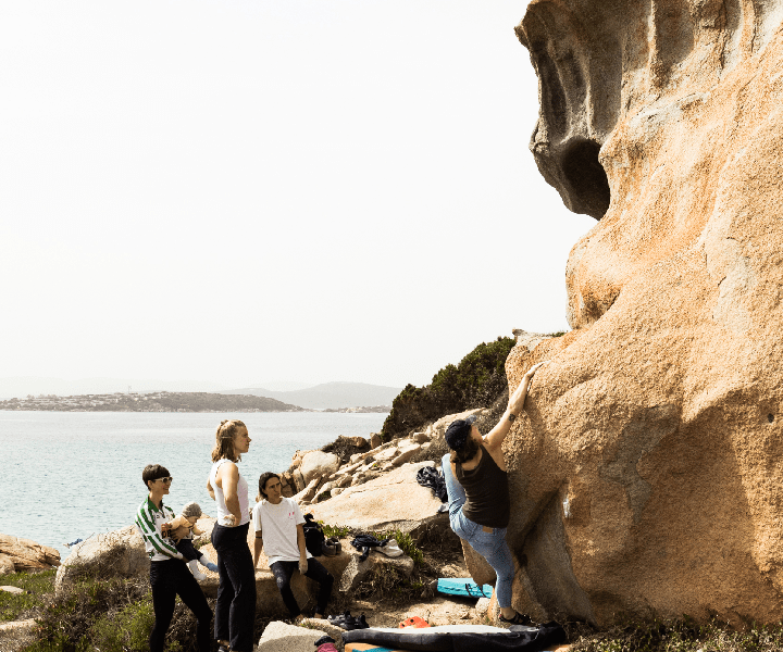 retreat di yoga e arrampicata in sardegna